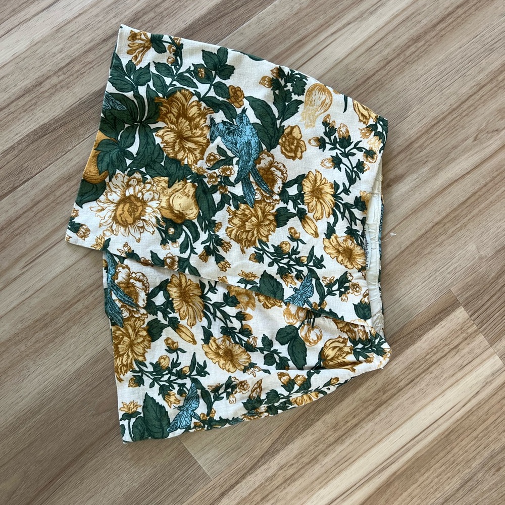 Abercrombie & Fitch High Waist Green and Yellow floral skirt